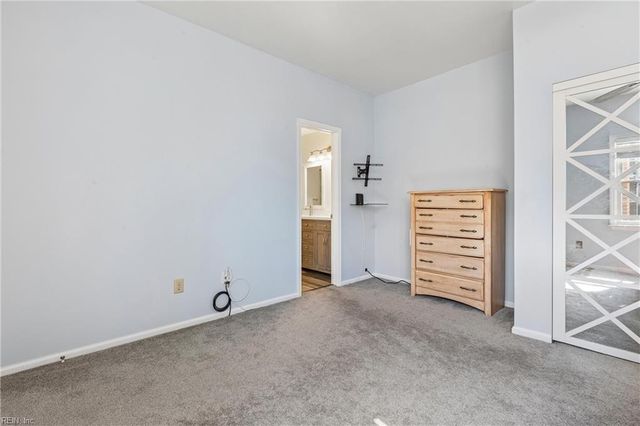 205 Amersham Dr Apt G, Yorktown, VA 23693
