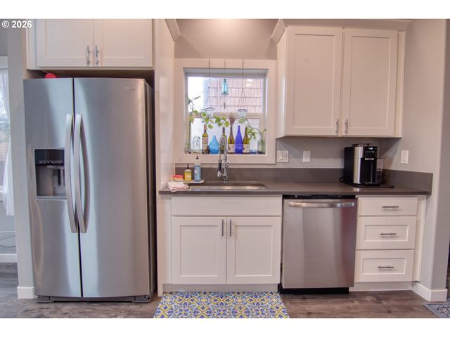 850 1ST Ave, Seaside, OR 97138