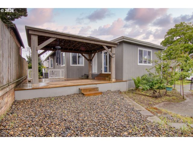 850 1ST Ave, Seaside, OR 97138