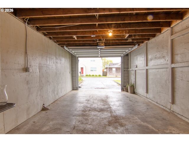 850 1ST Ave, Seaside, OR 97138