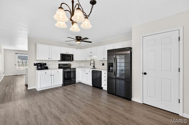 1005 Cottonwood Lane, Waterloo, IL 62298