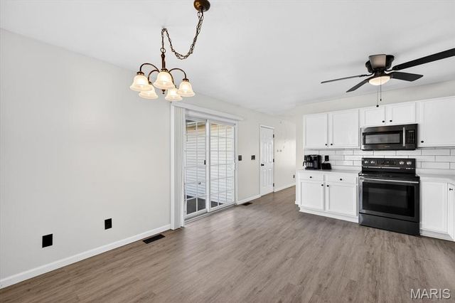 1005 Cottonwood Lane, Waterloo, IL 62298