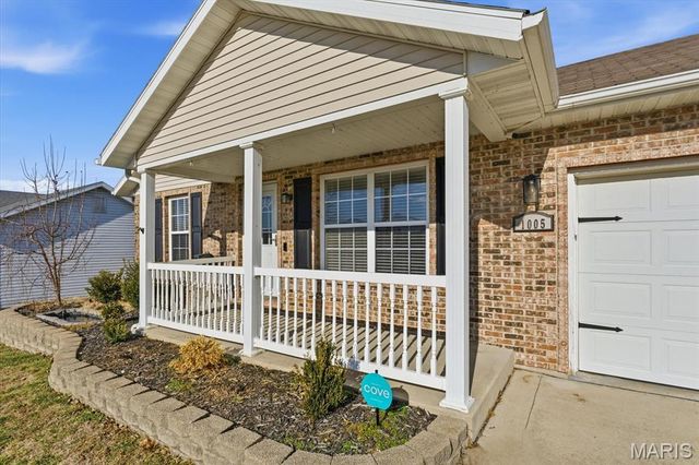 1005 Cottonwood Lane, Waterloo, IL 62298