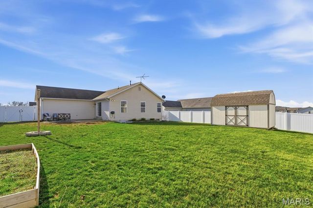 1005 Cottonwood Lane, Waterloo, IL 62298