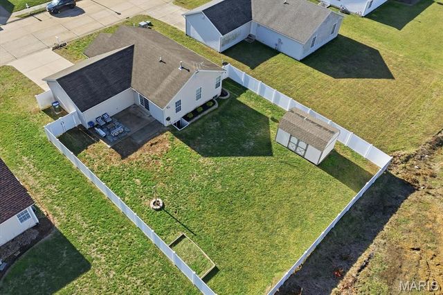 1005 Cottonwood Lane, Waterloo, IL 62298