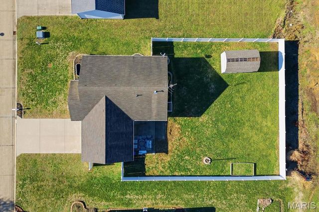 1005 Cottonwood Lane, Waterloo, IL 62298