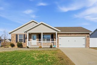 1005 Cottonwood Lane, Waterloo, IL 62298