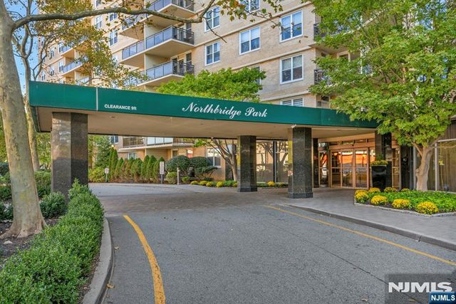 2200 N Central 7B, Fort Lee, NJ 07024