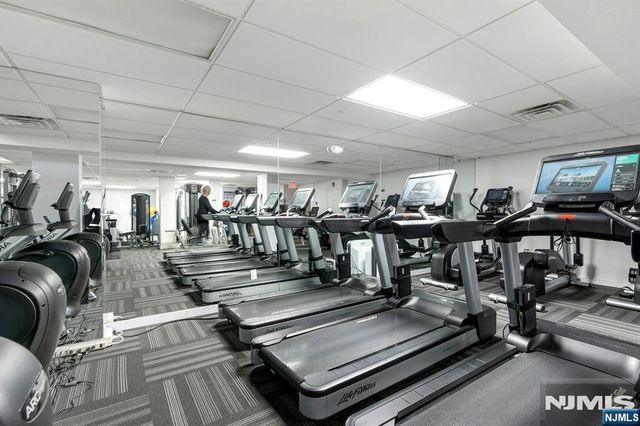 2200 N Central 7B, Fort Lee, NJ 07024