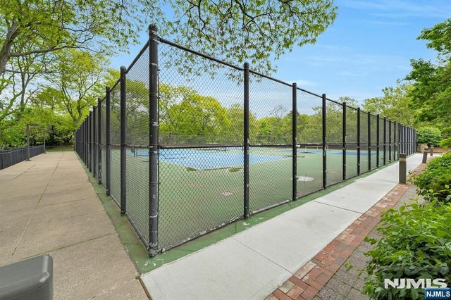 2200 N Central 7B, Fort Lee, NJ 07024