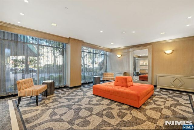 2200 N Central 7B, Fort Lee, NJ 07024