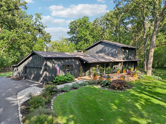 21673 Acorn Court, Kildeer, IL 60047