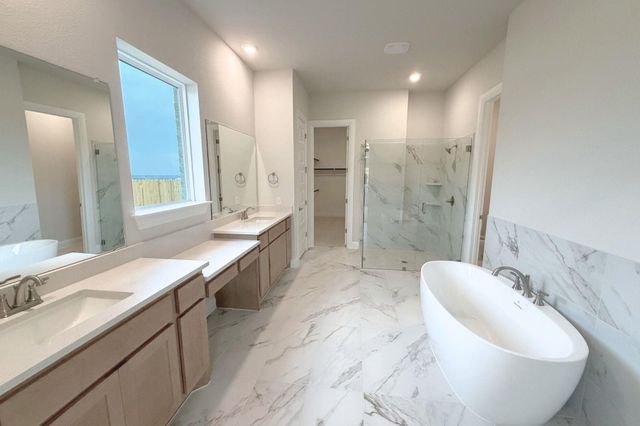 232 Archway LN, Liberty Hill, TX 78642