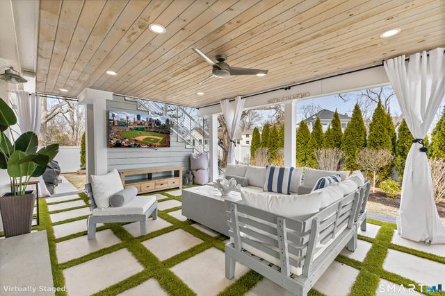 102 Soundview Drive, Stamford, CT 06902