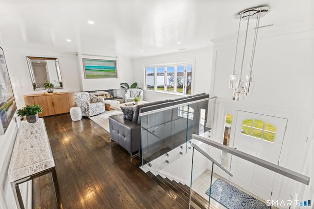 102 Soundview Drive, Stamford, CT 06902