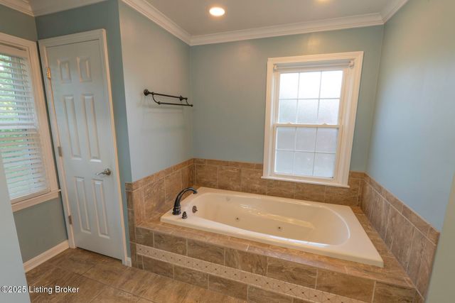 101 Edgewood Dr, Bardstown, KY 40004