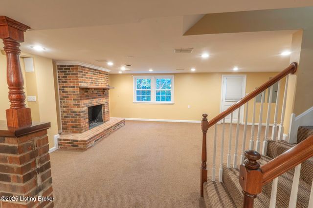 101 Edgewood Dr, Bardstown, KY 40004