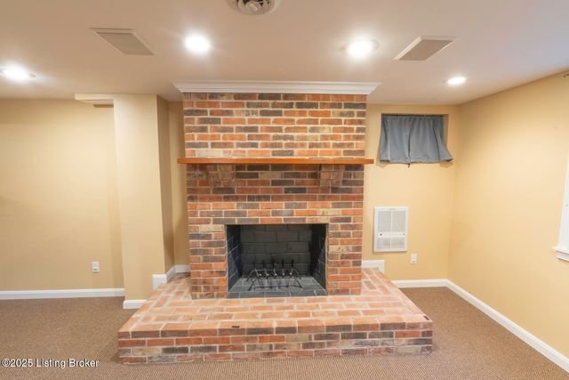 101 Edgewood Dr, Bardstown, KY 40004