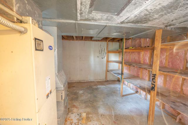 101 Edgewood Dr, Bardstown, KY 40004