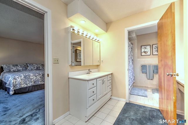 634 Aspen Lane, Orange, CT 06477