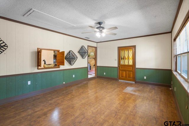 207 Grass Knoll Drive, Hideaway, TX 75771