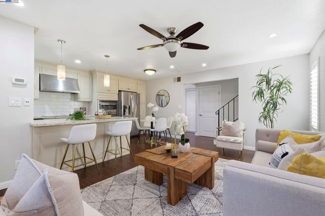 4091 Lorenzo Ter, Fremont, CA 94536