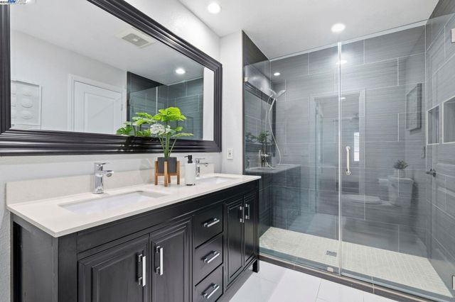 4091 Lorenzo Ter, Fremont, CA 94536