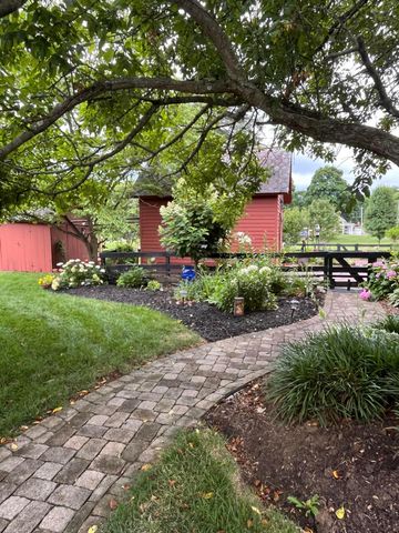 86 S Delaware Street, Lithopolis, OH 43136