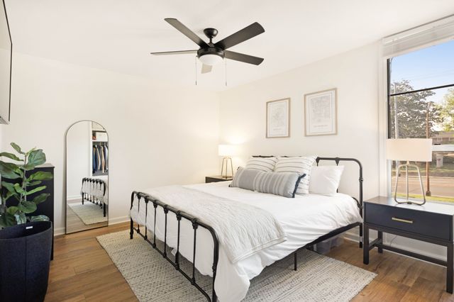 3831 West End Ave Apt 20, Nashville, TN 37205