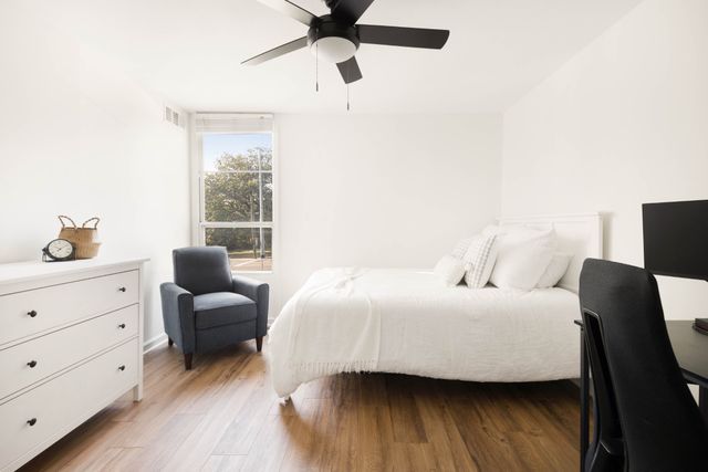 3831 West End Ave Apt 20, Nashville, TN 37205
