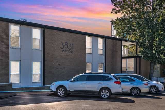 3831 West End Ave Apt 20, Nashville, TN 37205