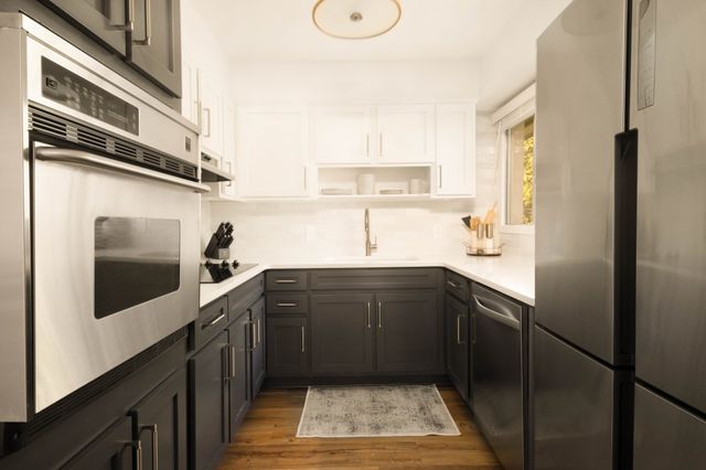 3831 West End Ave Apt 20, Nashville, TN 37205