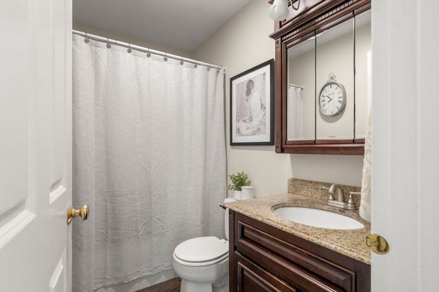 464 Lunns Way, Plymouth, MA 02360