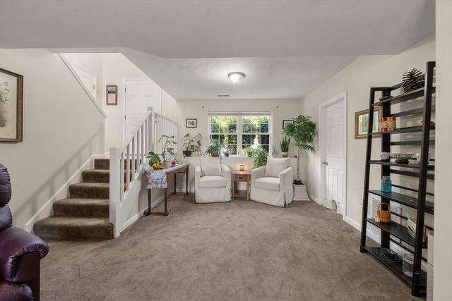 464 Lunns Way, Plymouth, MA 02360