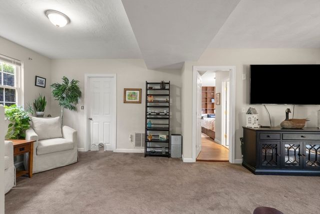 464 Lunns Way, Plymouth, MA 02360
