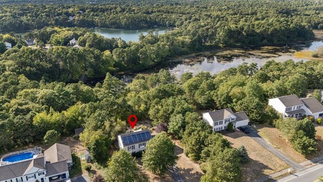 464 Lunns Way, Plymouth, MA 02360