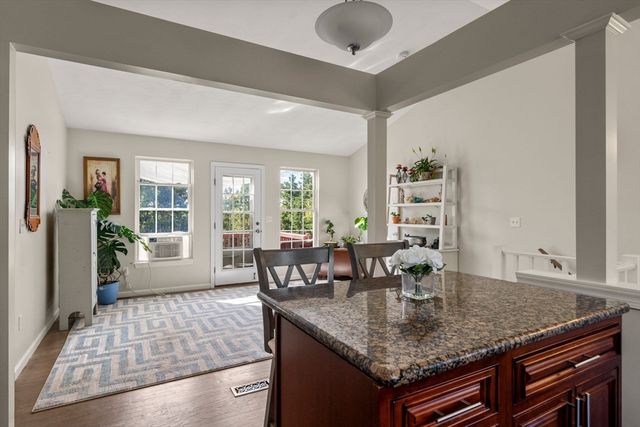 464 Lunns Way, Plymouth, MA 02360