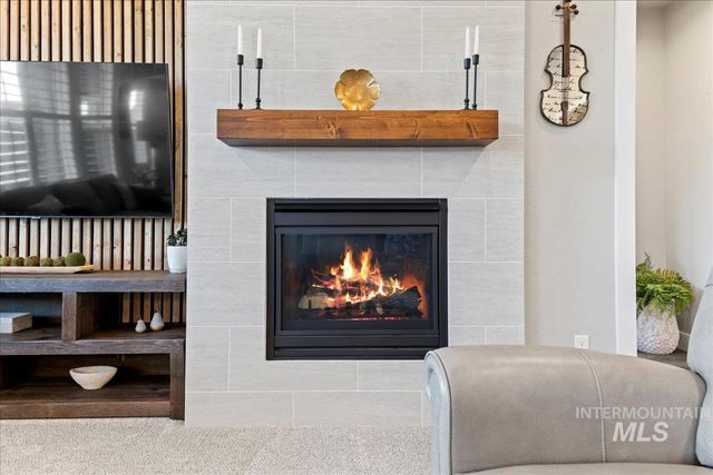 10238 Hazy Glen Dr, Nampa, ID 83687