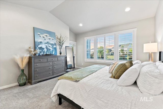 10238 Hazy Glen Dr, Nampa, ID 83687