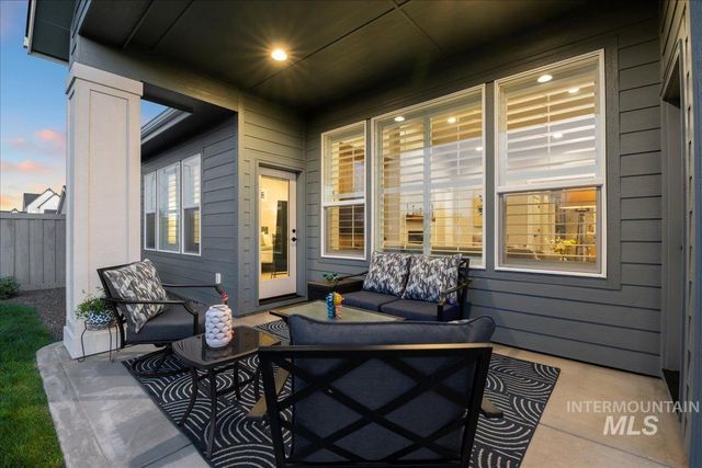 10238 Hazy Glen Dr, Nampa, ID 83687