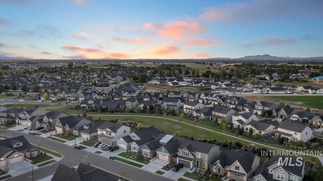 10238 Hazy Glen Dr, Nampa, ID 83687