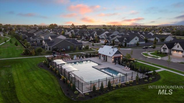 10238 Hazy Glen Dr, Nampa, ID 83687