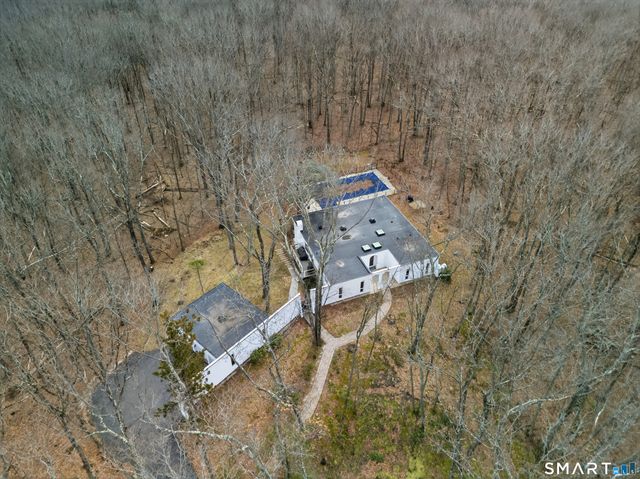 230 Six Rod Highway, Hamden, CT 06518