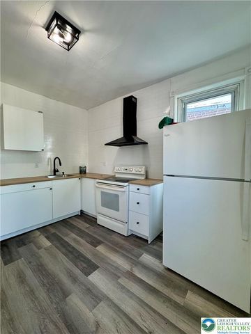 221 North 15th Street 2, Allentown City, PA 18102