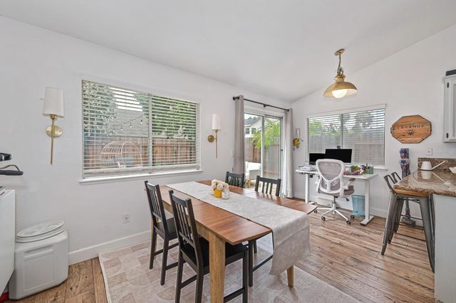 5208 Olivehurst Way, Elk Grove, CA 95758