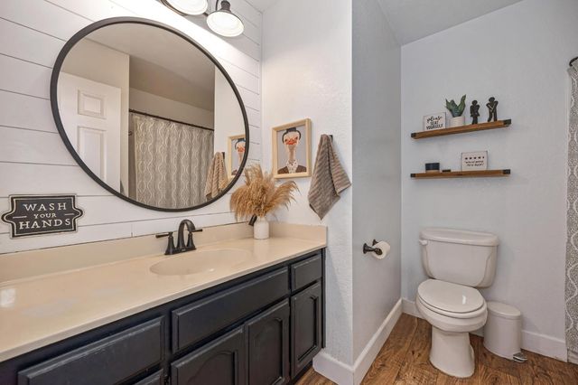5208 Olivehurst Way, Elk Grove, CA 95758