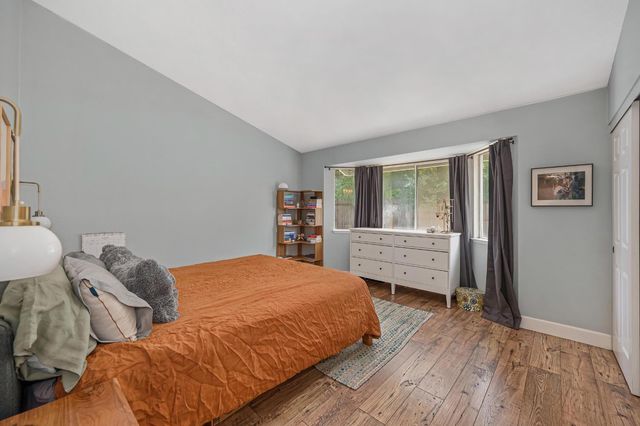 5208 Olivehurst Way, Elk Grove, CA 95758