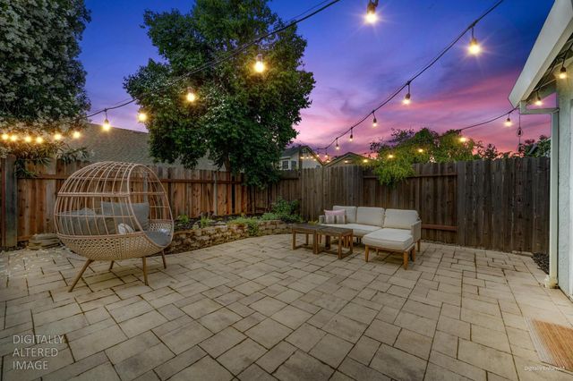 5208 Olivehurst Way, Elk Grove, CA 95758