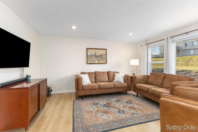 237 Young Court, Rockford, MI 49341