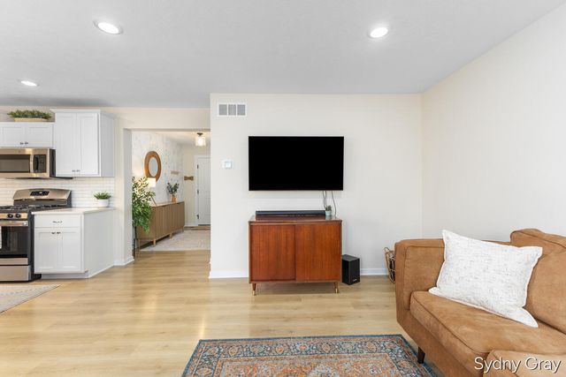 237 Young Court, Rockford, MI 49341